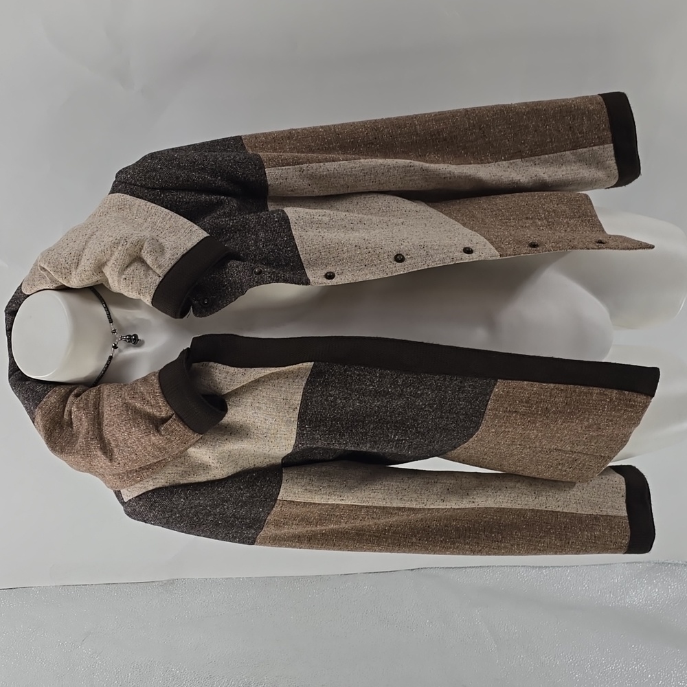 Worth Stylish Women's Colorblock Jacket - Picture 9 of 9